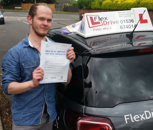 Chris Henson passes his test having taken diving lessons with Flexdrive driving school