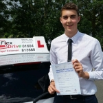 Edward Luck passes 1st time wwith 1 driving fault with Flexdrive