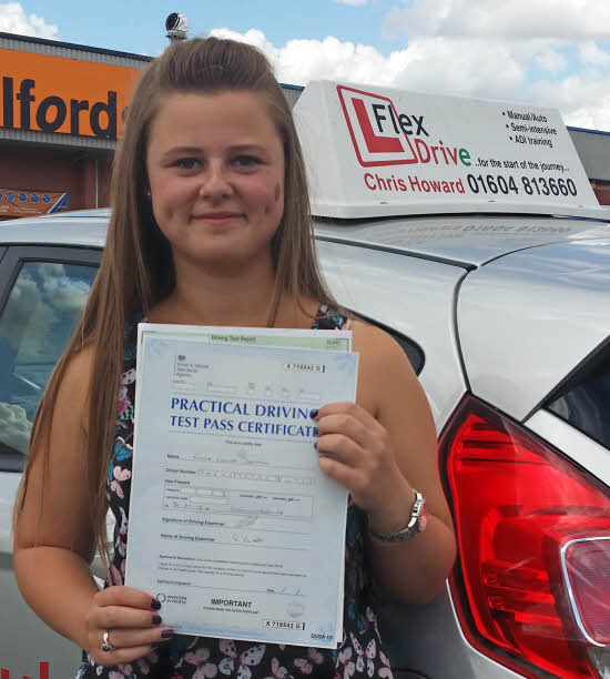 driving lessons wellingborough. emma darnell passes 1st time having taken driving lesson with flexdrive driving school