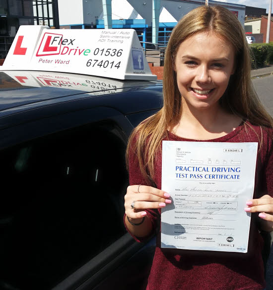 Mairead Ashford passed 1st time with Flexdrive Driving School