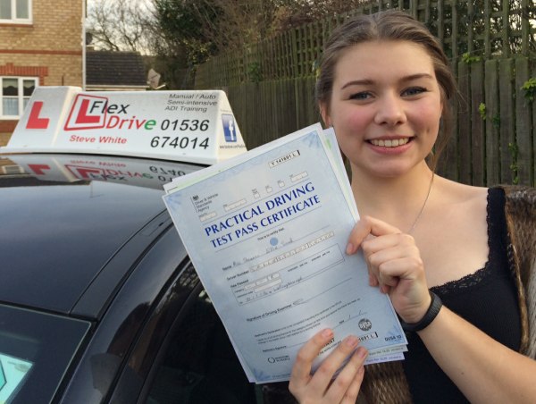 Driving lessons wellingborough | Shannon Smale passes first time with Flexdrive Driving School