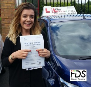 Driving lessons in Northampton | Lauren passes with flexdrive driving school