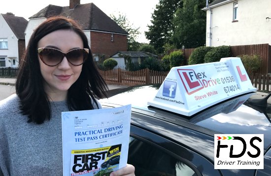 Driving Lessons in Wellingborough | Courtney passes with Flexdrive Driving School