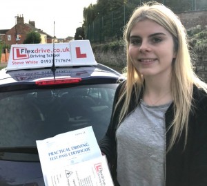 Driving Lessons in Kettering | Tabby passed with Flexdrive Driving School