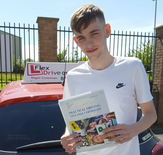 Driving Lessons Northampton | Luke passed 1st time with Flexdrive Driving School