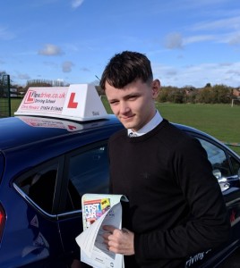 Driving Lessons in Wellingborough | Charles passed with Flexdrive Driving School