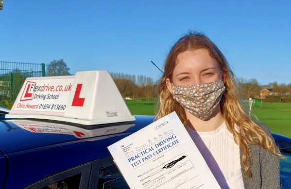 Driving Lessons in Wellingborough | Taya passed 1st time with Flexdrive Driving School