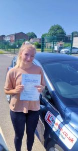 Driving Lessons in Wellingborough | Katie passed with Flexdrive Driving School