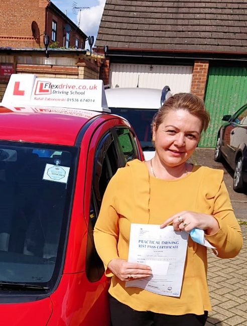 Automatic Driving Lessons in Kettering and Corby | Laura passed with Flexdrive Driving School