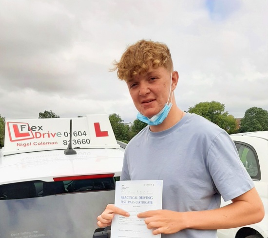 Driving Lessons in Wellingborough | Alex passes with Flexdrive Driving School