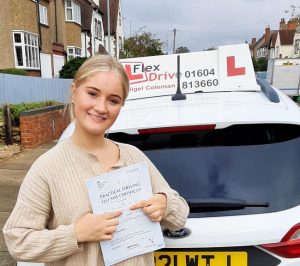 Driving Lessons in Northampton | Eleanor Pattison passes with Flexdrive Driving School