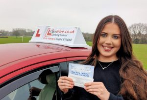 Automatic Driving Lessons in Wellingborough | Hannah passes 1st time with Flexdrive Driving School