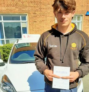 Driving Lessons in Northampton | Magnus passed with Flexdrive Driving School