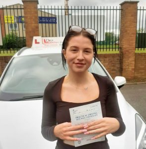 Driving Lessons in Northampton | Tatum passed 1st time with Flexdrive Driving School