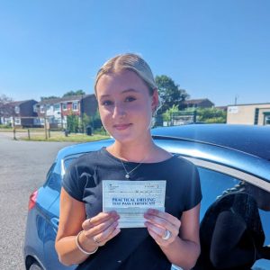 Driving Lessons in Wellingborough | Evie passed with Flexdrive Driving School