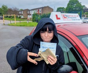 Automatic Driving Lessons in Wellingborough | Alice passed with Flexdrive Driving School