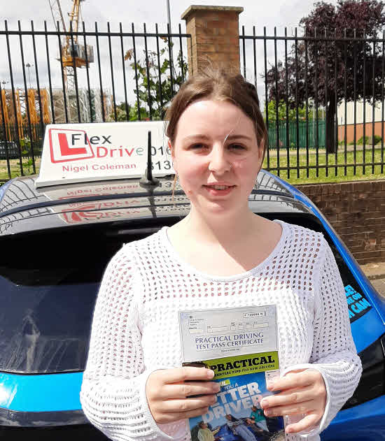 Driving Lessons in Northampton | Yasmine passed with Flexdrive Driving School