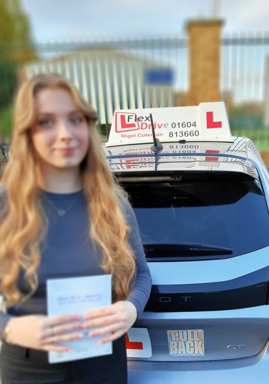 Driving Lessons in Northampton | Amber passed with Flexdrive Driving School